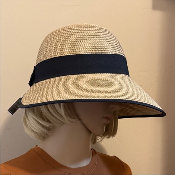 Tory Burch✨ Tan and black Sun Hat one size UPF 50+ - Picture 10 of 15
